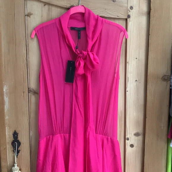 BCBG Basha Begonia Barbie Pink Bow Tie Long Silk Sheer Chiffon Tiered Maxi Dress
